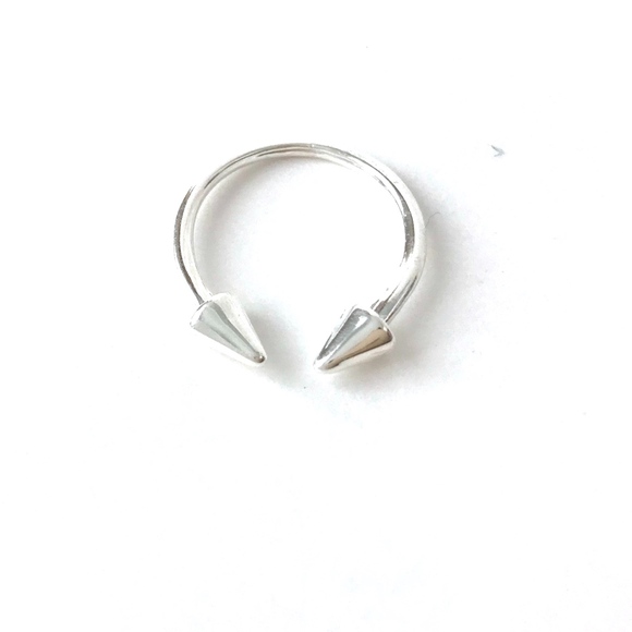 Silver Triangular Studded Ring - Picture 4 of 6